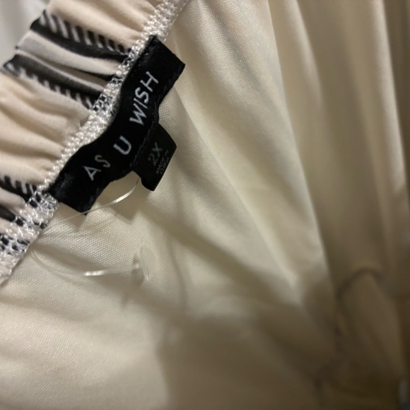 Stripe High Low Dress - Picture 3 of 3